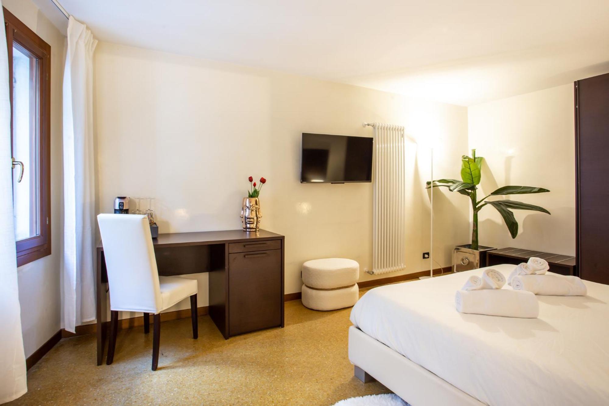 Luxury Apartment In San Marco, Венеция Екстериор снимка